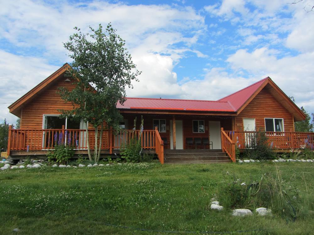 Eagle Bear Lodge Tatla Lake Exterior photo